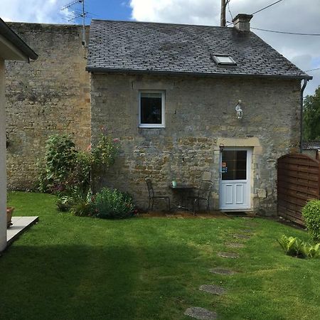 Bed and Breakfast La Pomme De Nuit Bayeux Exterior foto