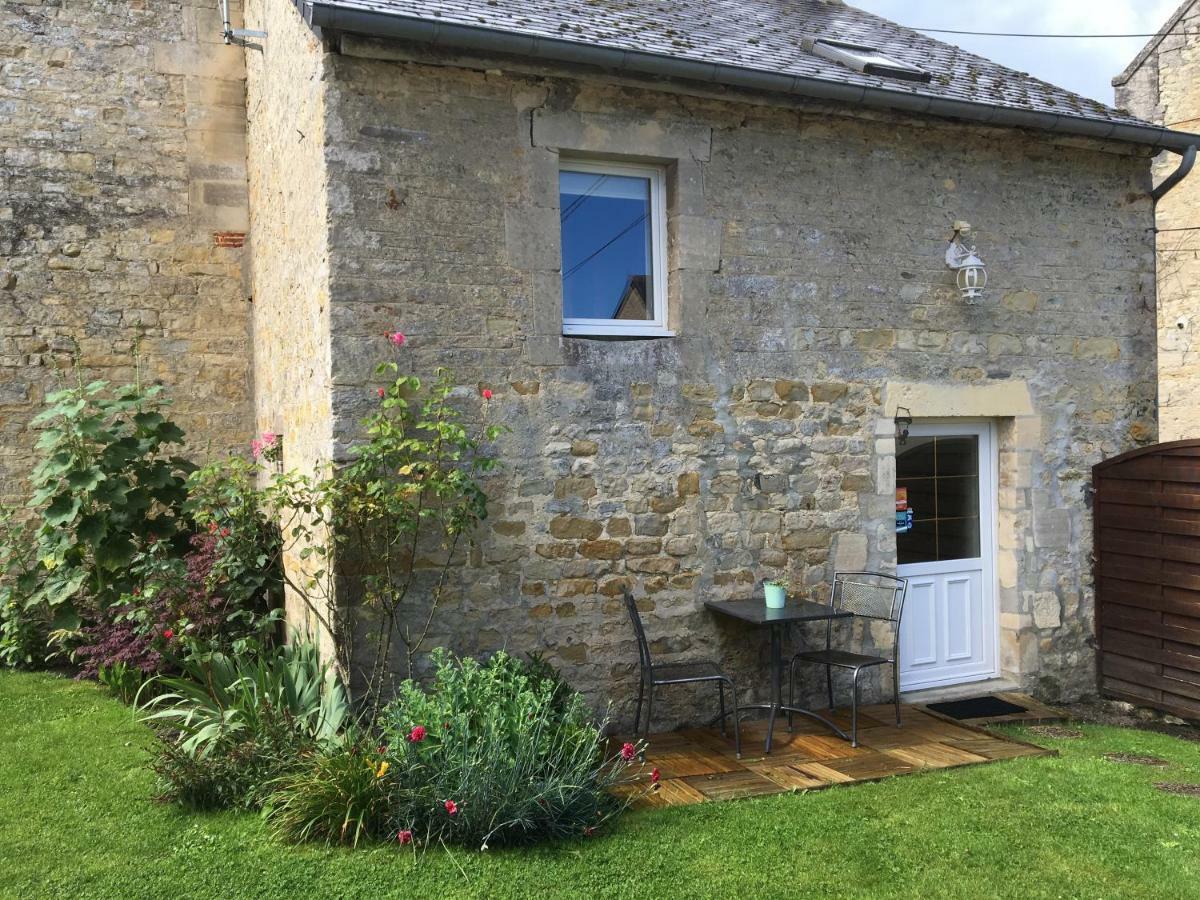 Bed and Breakfast La Pomme De Nuit Bayeux Exterior foto